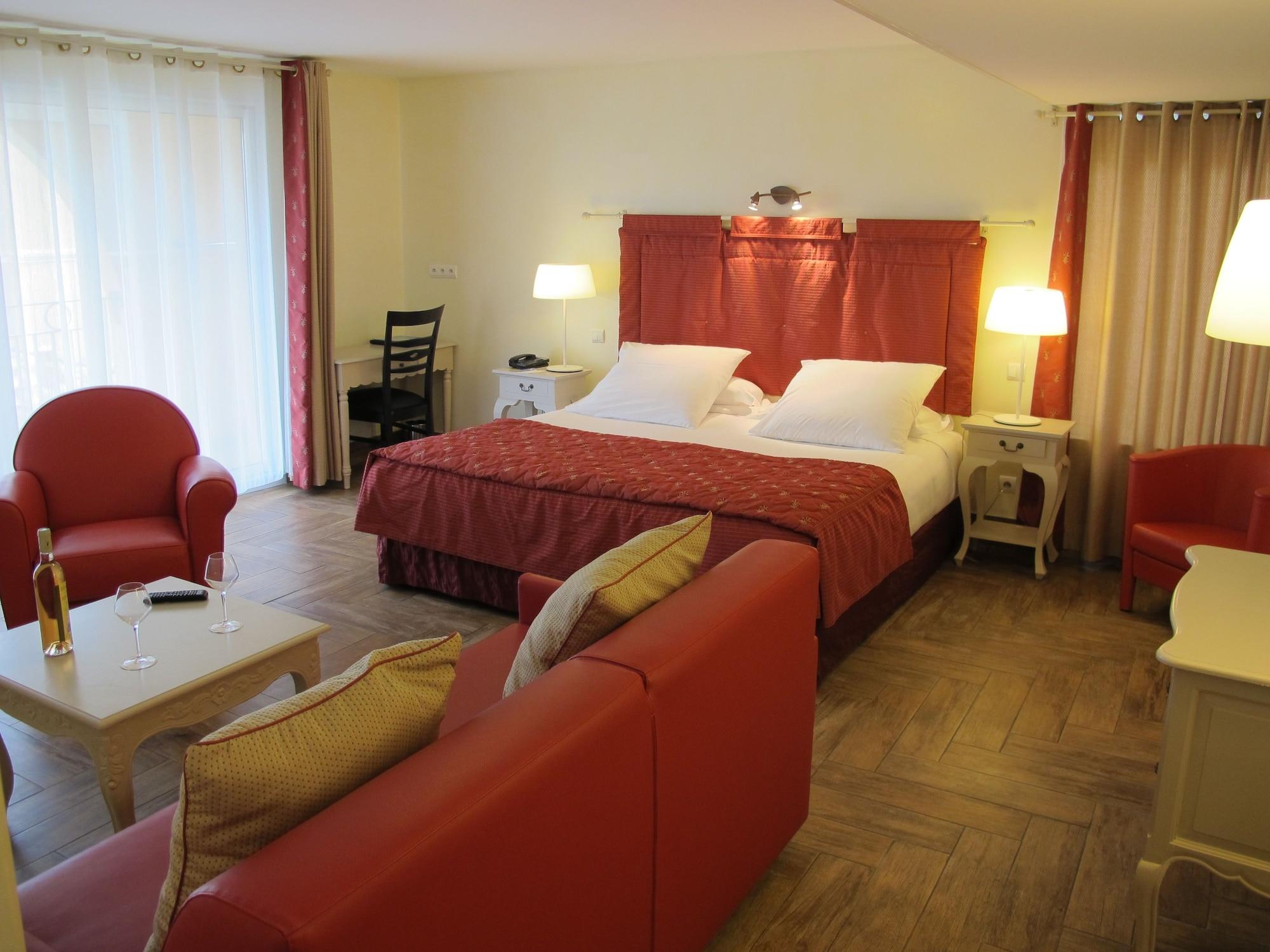 Hotel Sanary, Soleil Et Jardin - Renovation Hiver 2024-25 מראה חיצוני תמונה