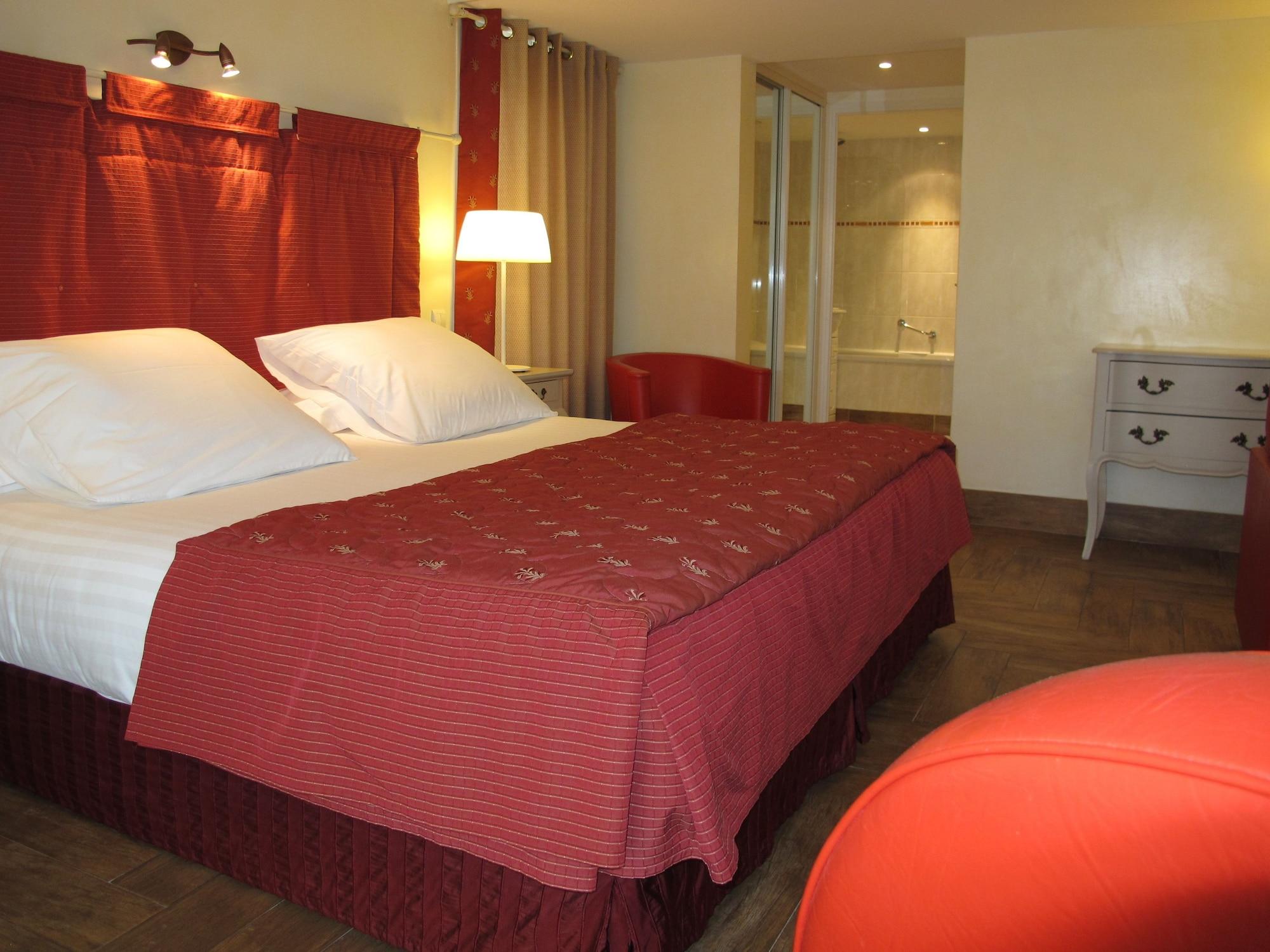 Hotel Sanary, Soleil Et Jardin - Renovation Hiver 2024-25 מראה חיצוני תמונה