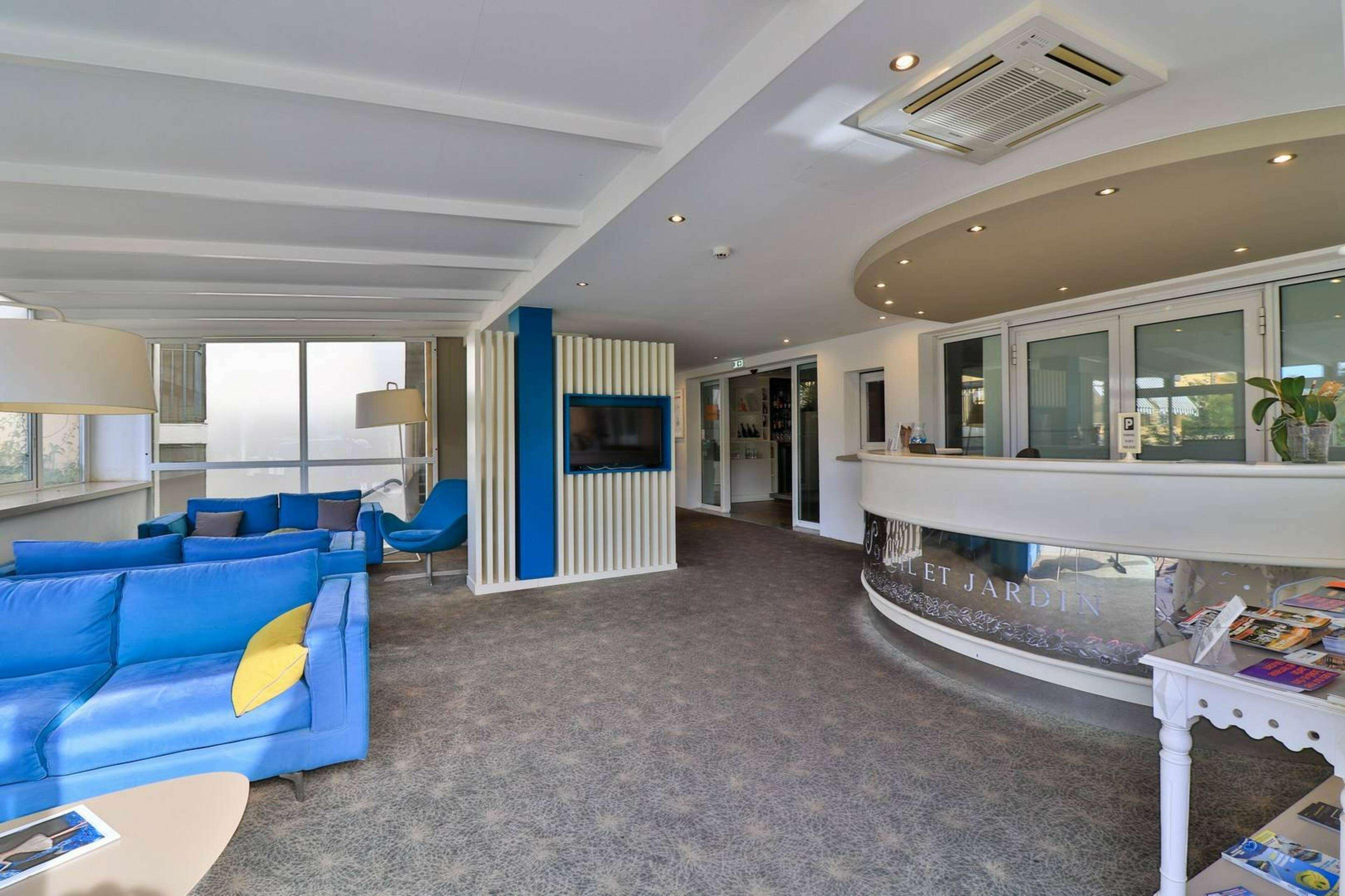Hotel Sanary, Soleil Et Jardin - Renovation Hiver 2024-25 מראה חיצוני תמונה