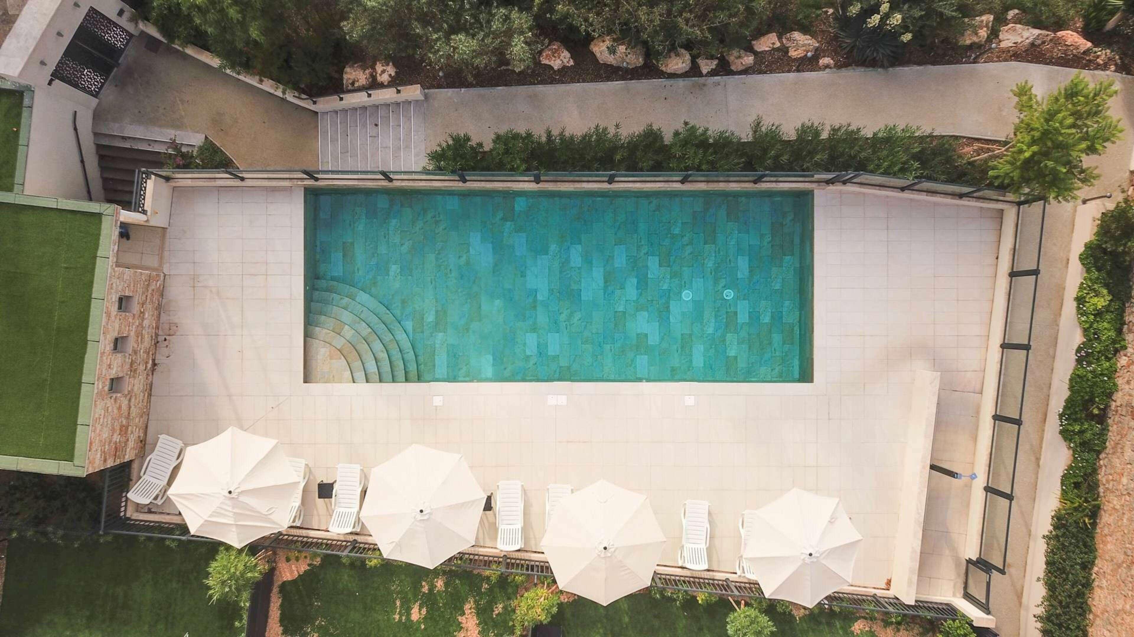 Hotel Sanary, Soleil Et Jardin - Renovation Hiver 2024-25 מראה חיצוני תמונה