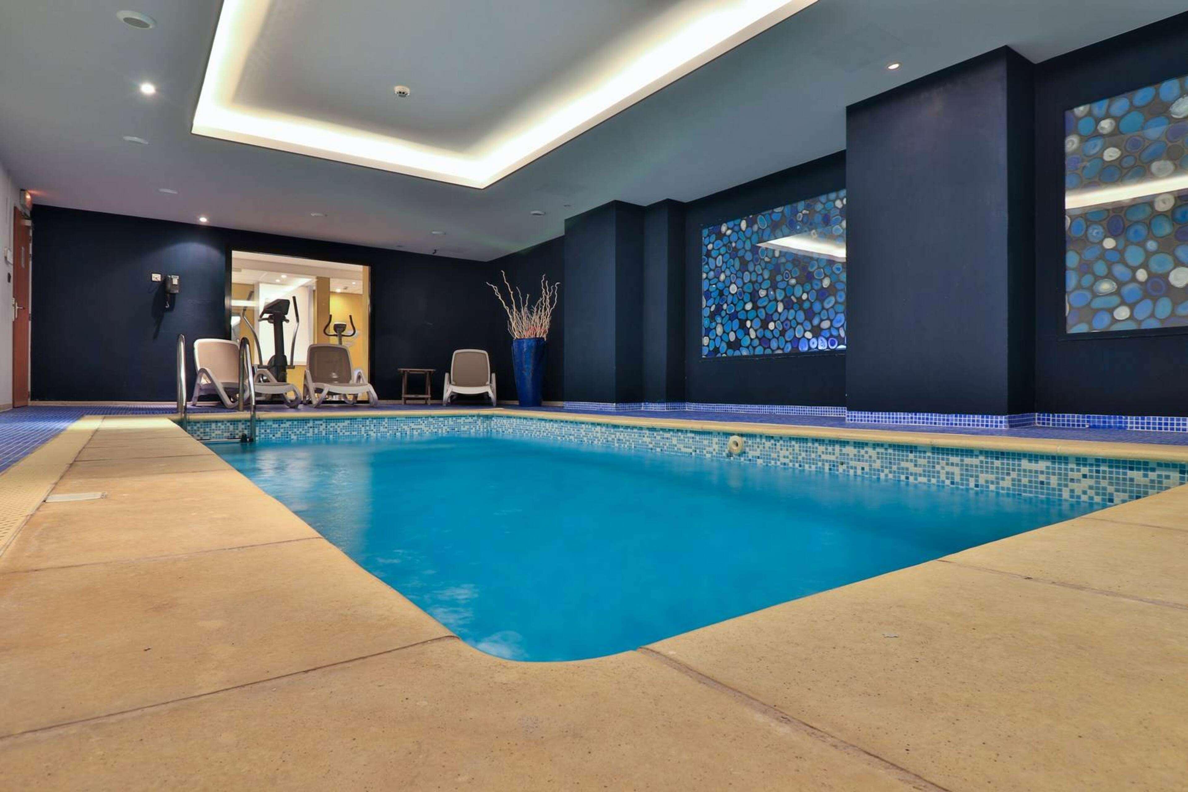Hotel Sanary, Soleil Et Jardin - Renovation Hiver 2024-25 מראה חיצוני תמונה