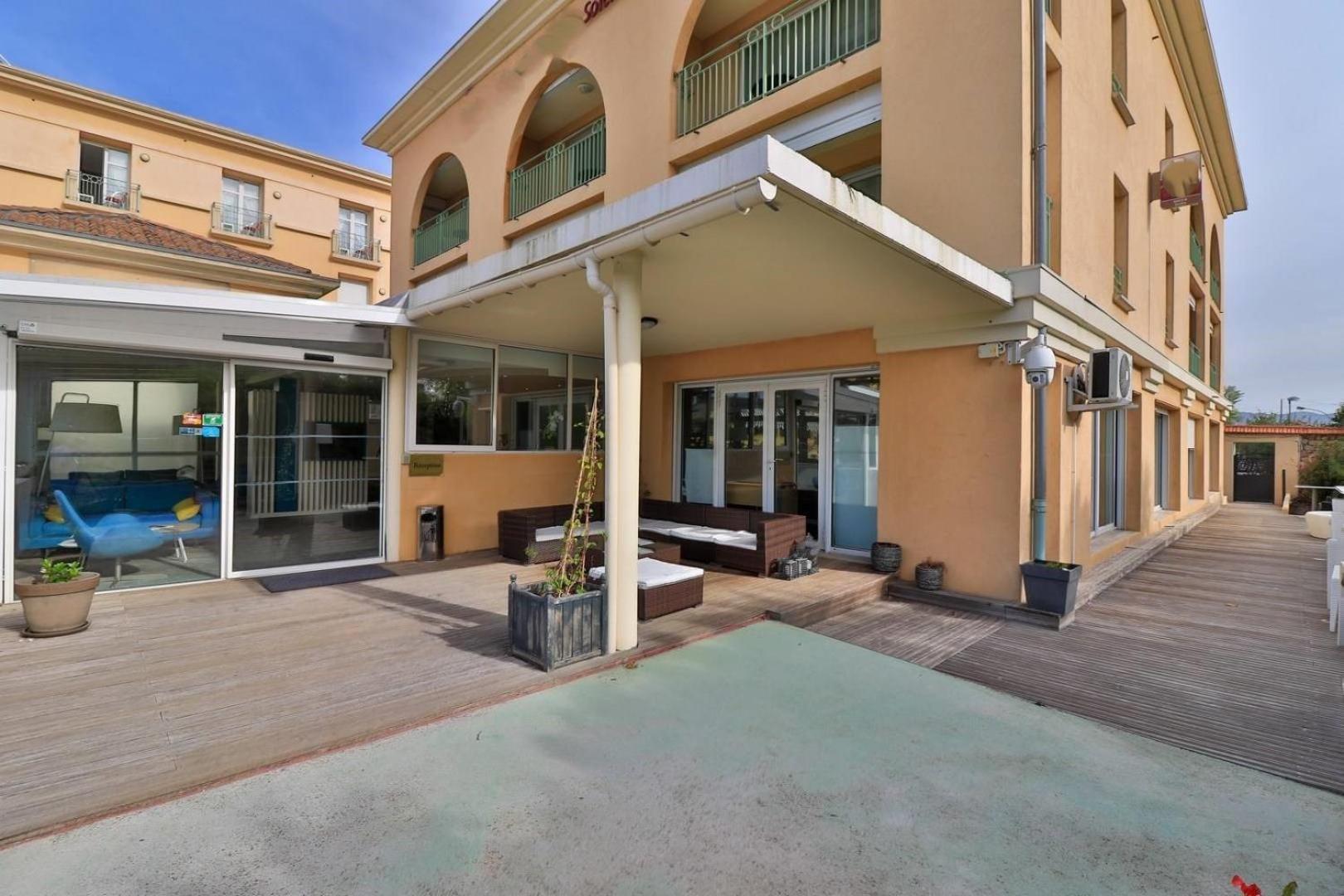 Hotel Sanary, Soleil Et Jardin - Renovation Hiver 2024-25 מראה חיצוני תמונה