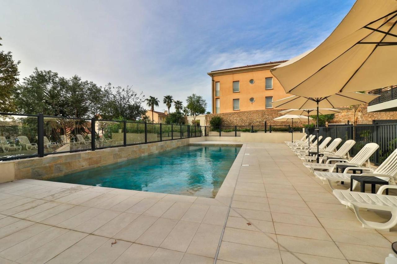 Hotel Sanary, Soleil Et Jardin - Renovation Hiver 2024-25 מראה חיצוני תמונה